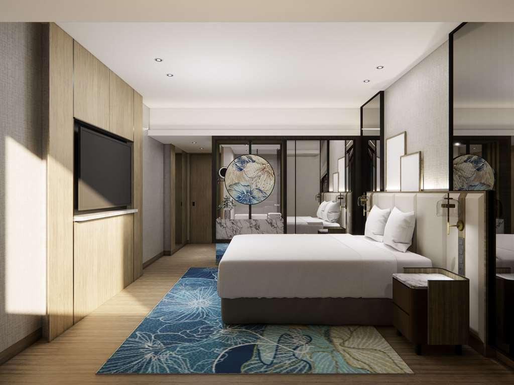 Hotel Moevenpick Centre 5*