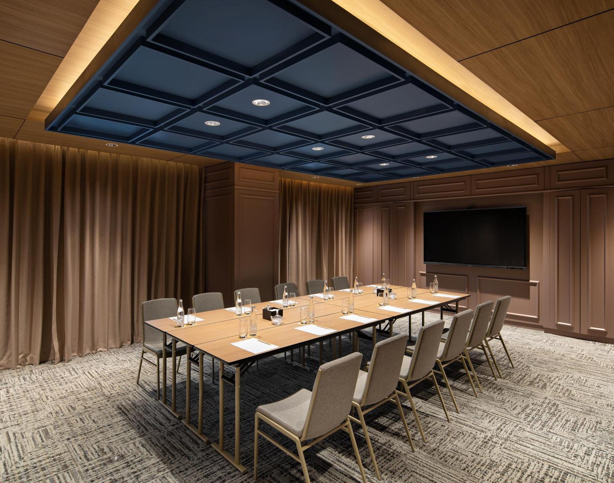 Moevenpick Centre