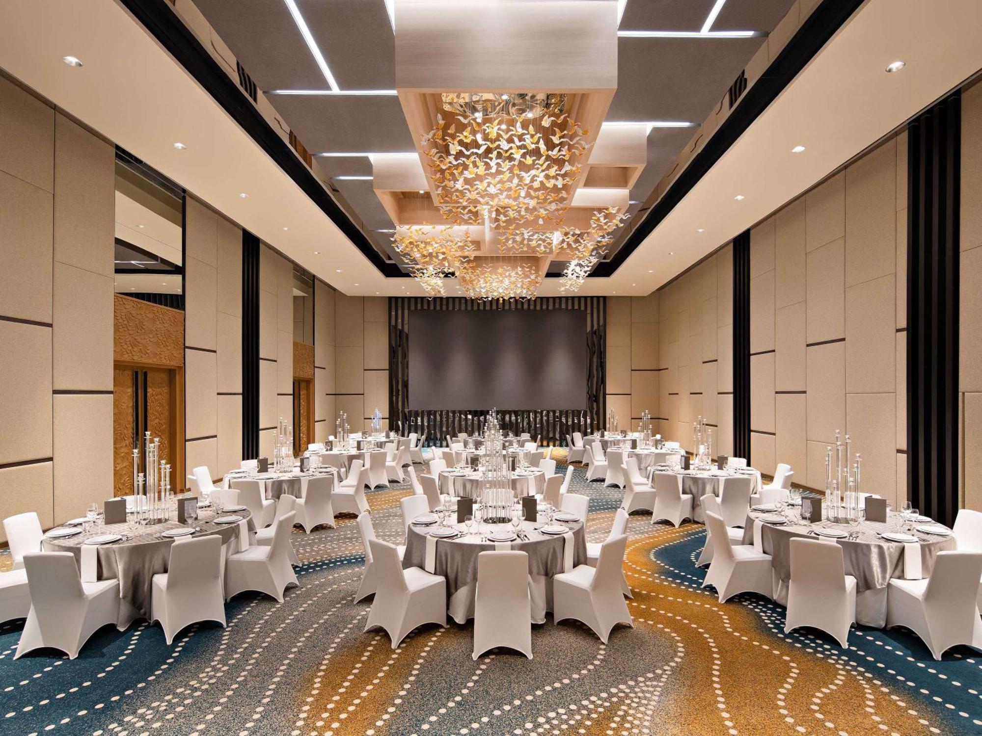 Moevenpick Centre 5* Jakarta