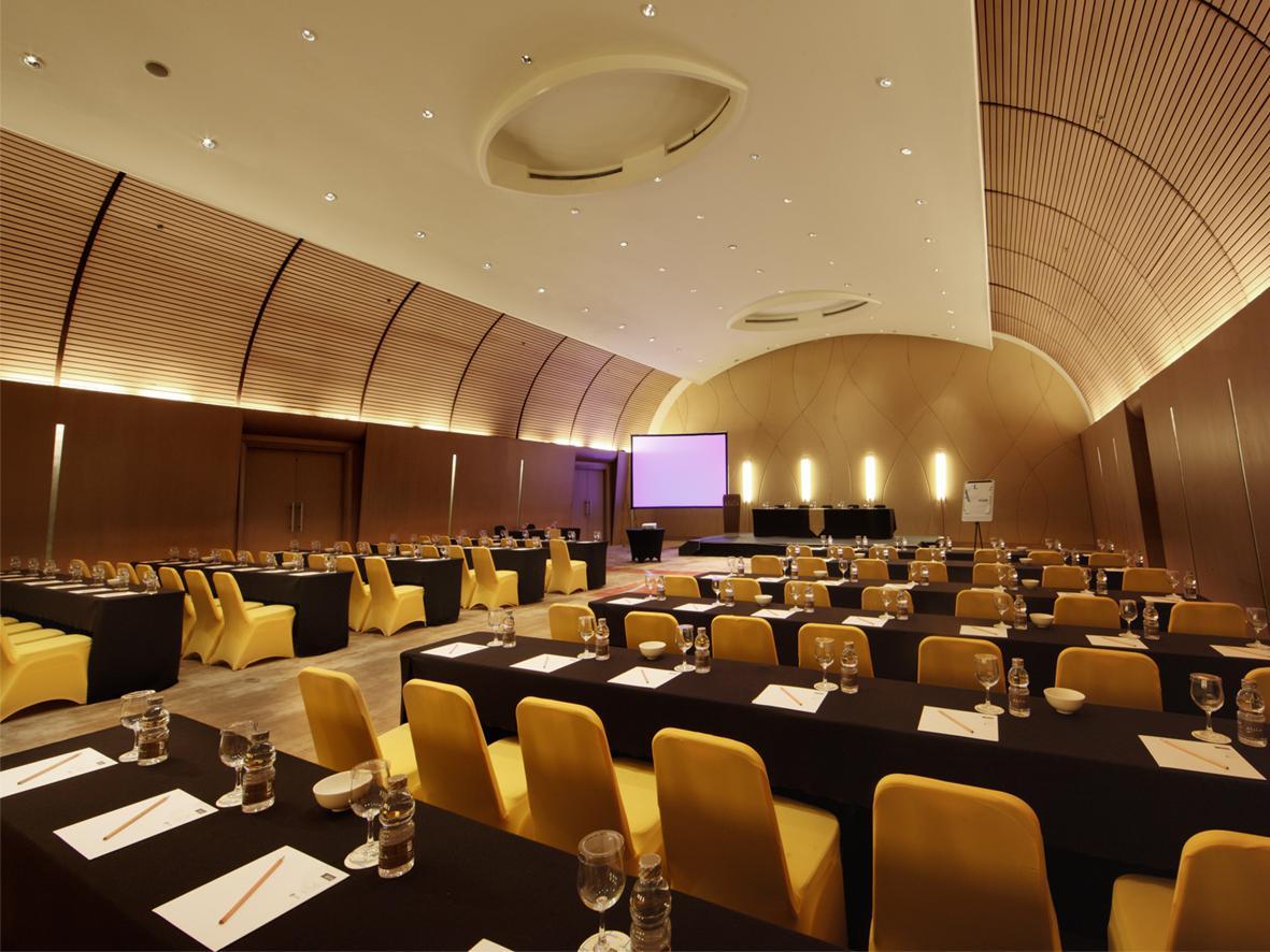 Moevenpick Centre