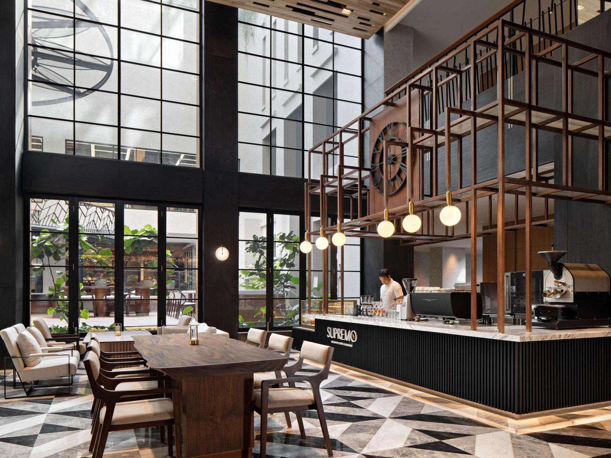 Moevenpick Centre Hotel Jakarta